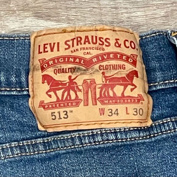 Levi’s 513 High Waist Distressed Cut Off Mom Shorts 34” Waist Raw Hem - Picture 6 of 12